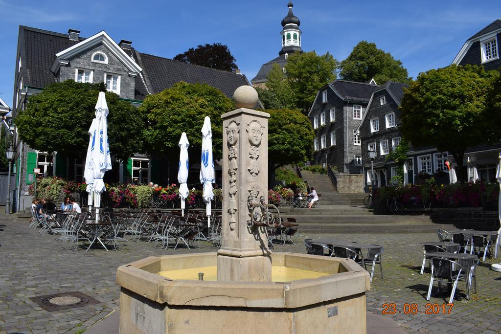 Messewohnung Graefrath Solingen Exterior photo
